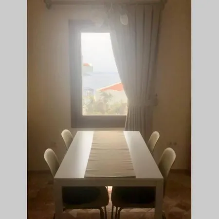 Stylish Old Town With Sea View And Pool Apartament *